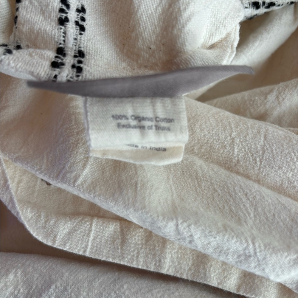 Coyuchi Embroidered Duvet and Shams - Picture 8 of 11